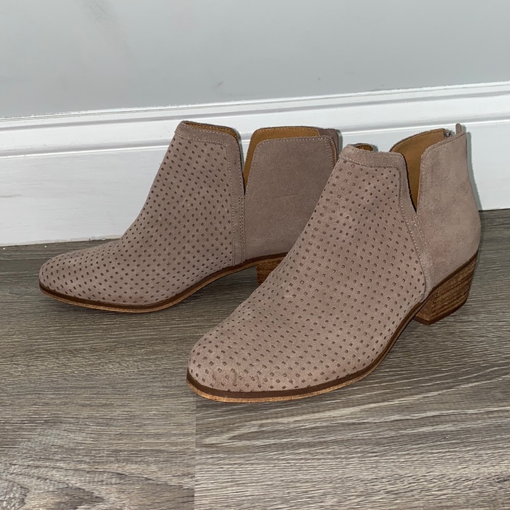 Size 8.5 brown booties with ankle cutouts